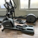 Matrix Fitness E1x használt edzőtermi elliptikus tréner