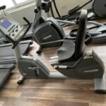 Matrix Fitness R1x használt edzőtermi háttámlás szobakerékpár